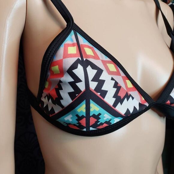 No Brand Aztec Design Bikini Top - Picture 2 of 6
